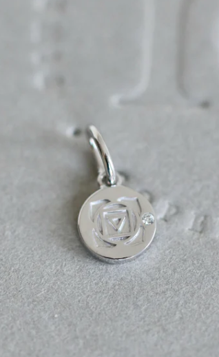 Ro Copenhagen Inner Peace Rodchakra Vedhæng