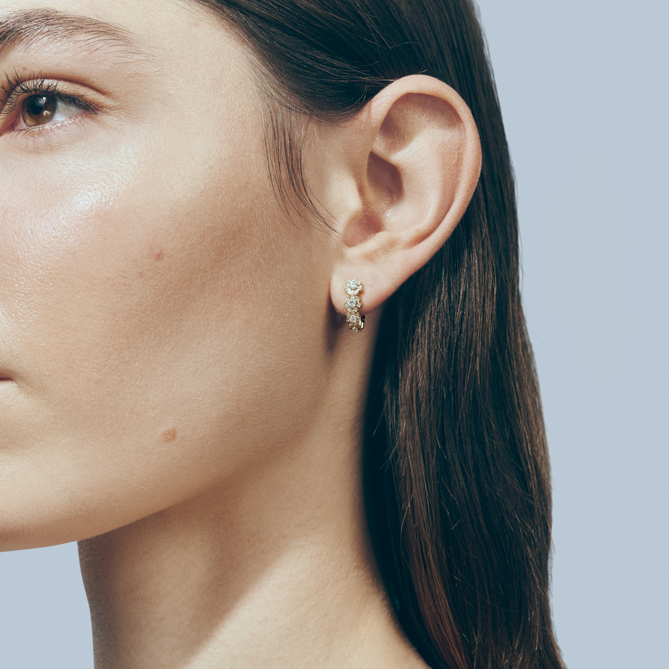 Sophie Bille Brahe Petite Boucle de Fleurs Ørering EA26_FLO_XS_BOU_ WH