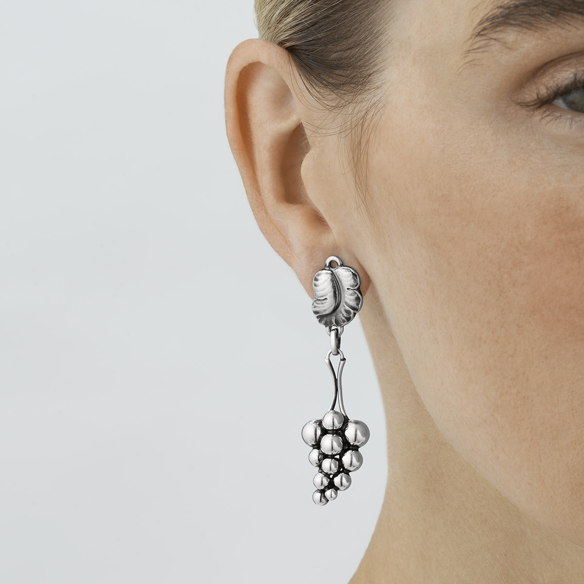 Georg Jensen Moonlight Grapes Øreclips 3536836