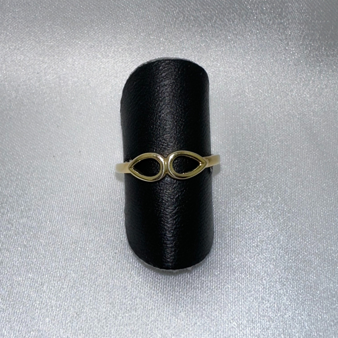 Ring med syntetiske zirkoner 120019/1