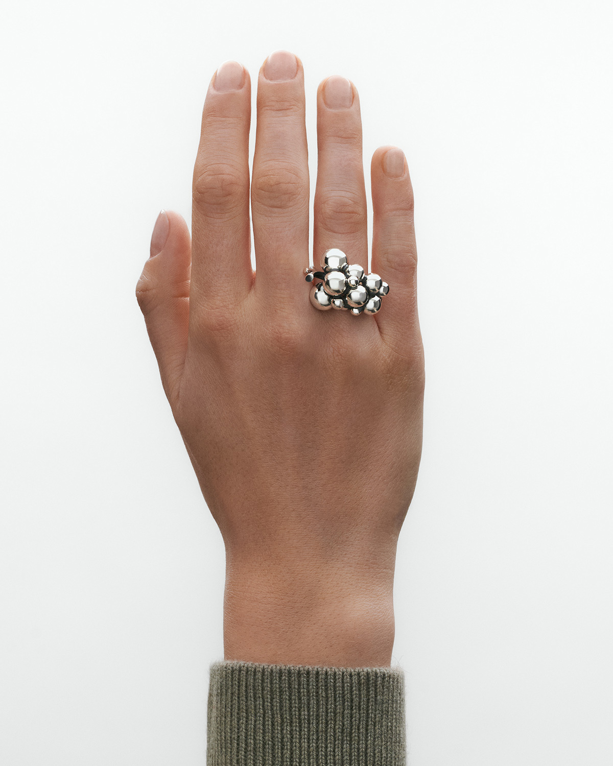 Georg Jensen Moonlight Grapes Medium Ring 20000388