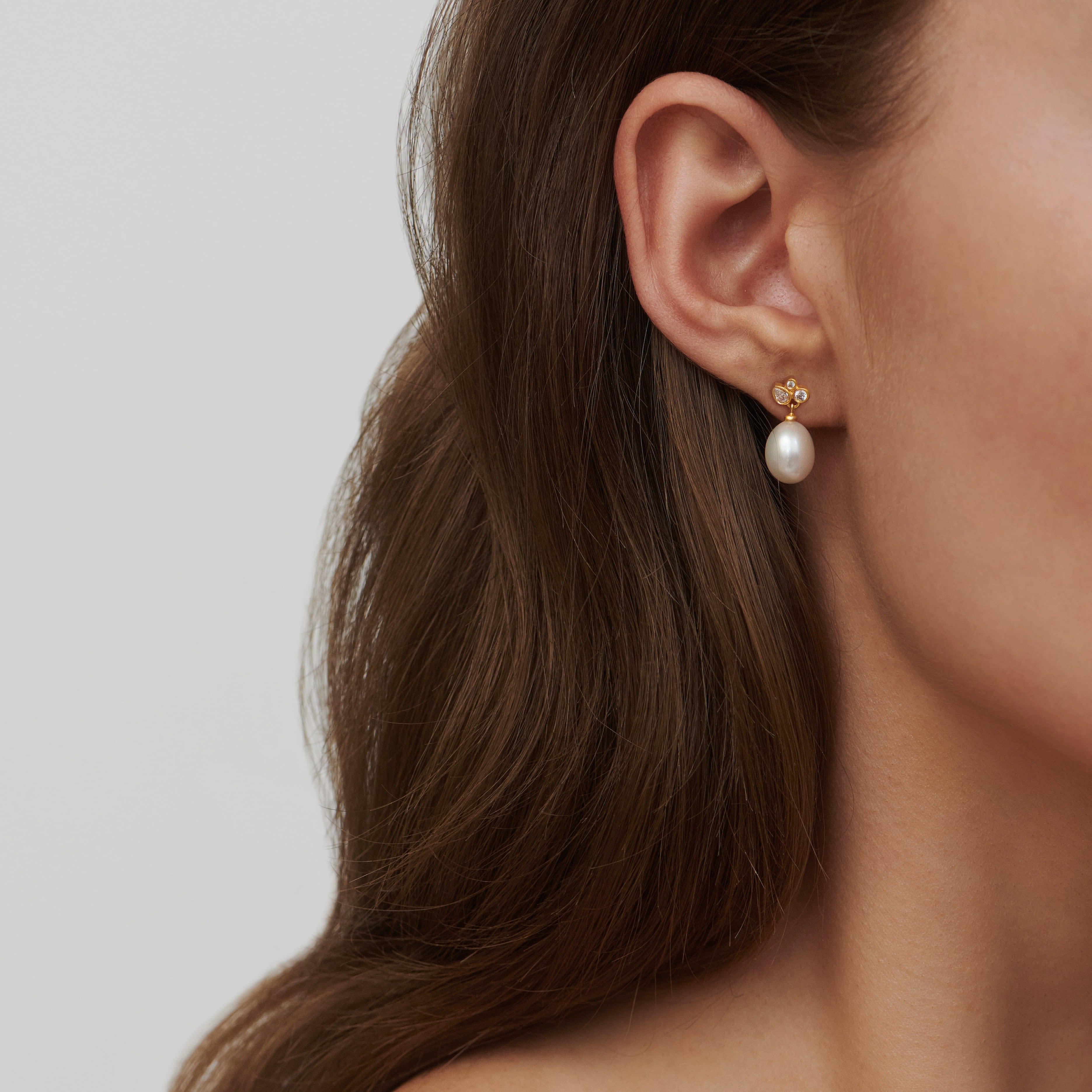 Julie Sandlau Treasure Øreringe Forgyldt ST338GDWHPLCZ