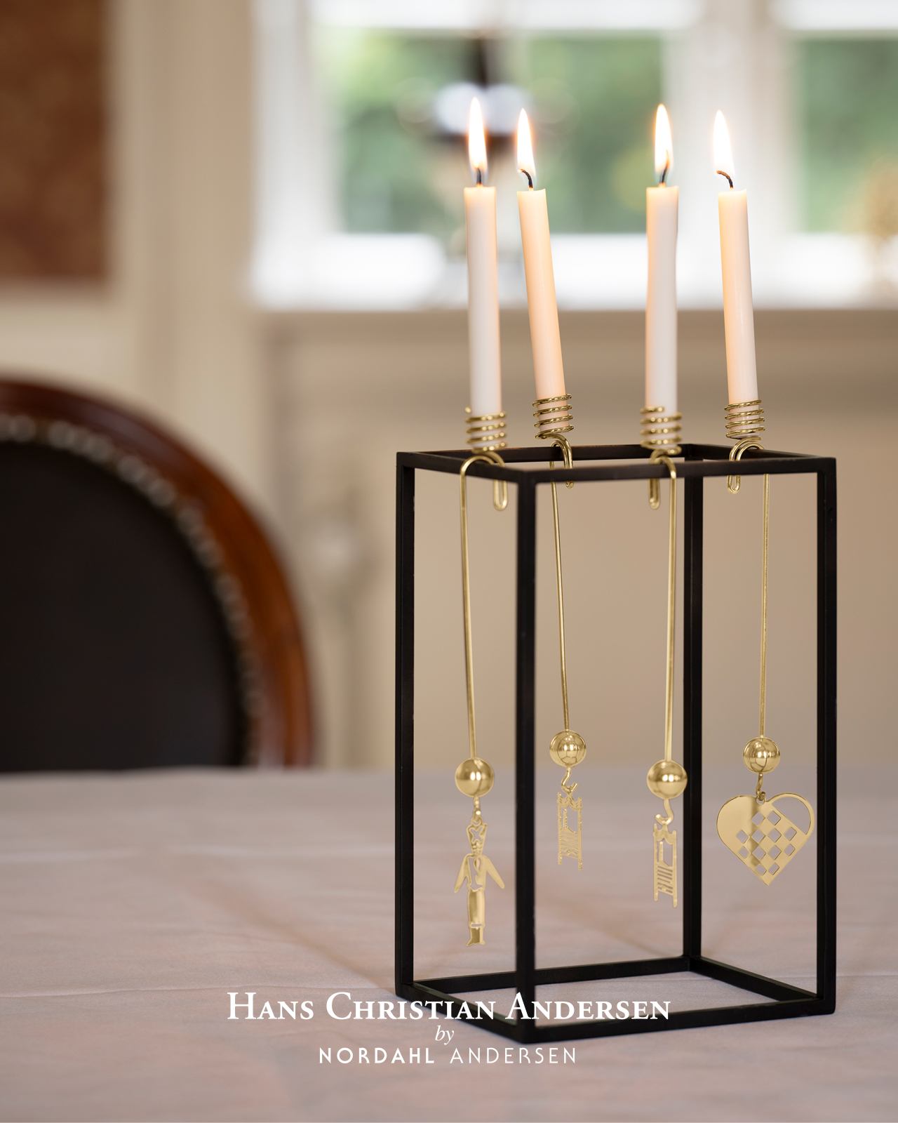 Nordahl Andersen Lysholder med Prinsessen på ærten - forgyldt 98863012000