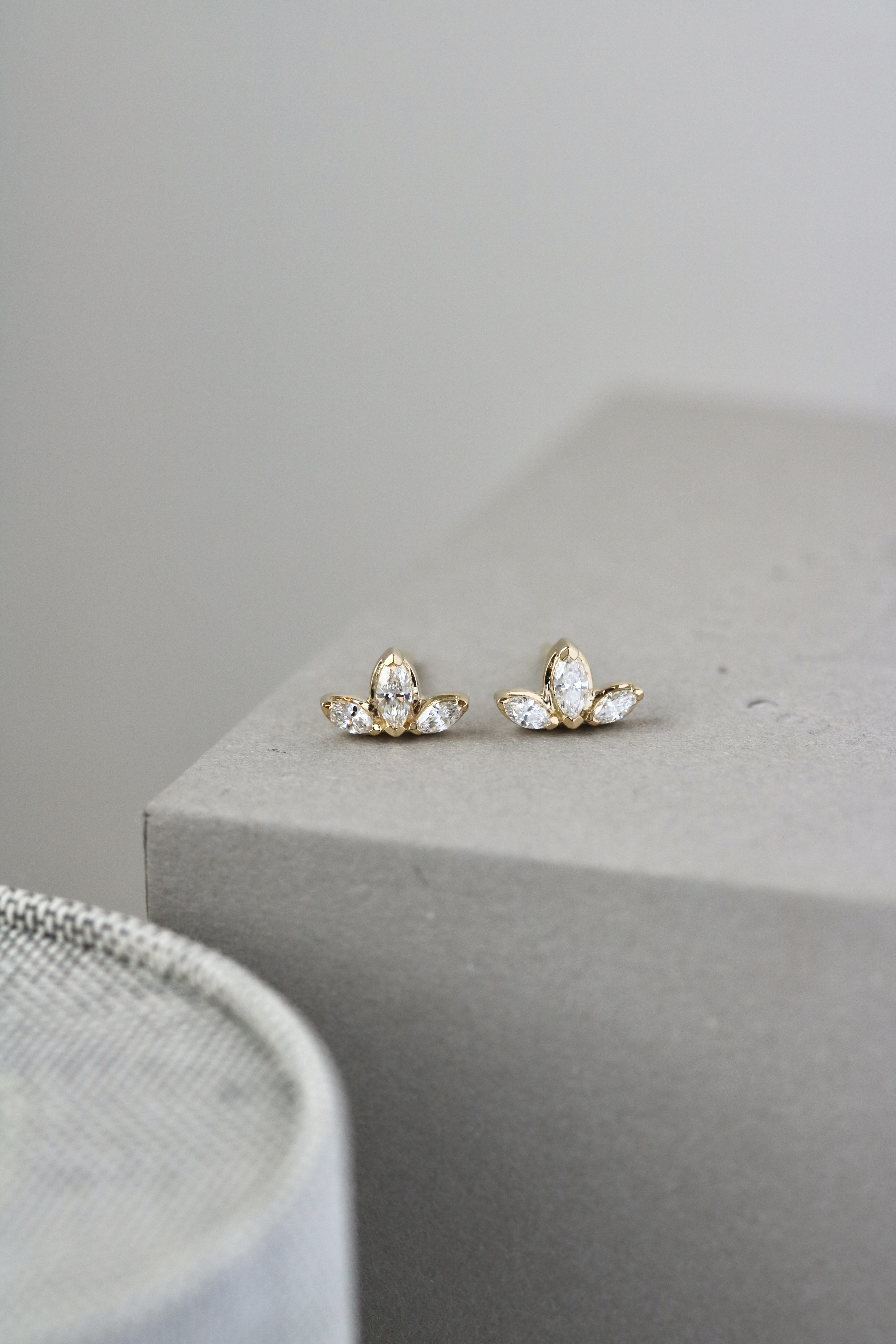 Ro Copenhagen Lotus Ørestik E124Y201