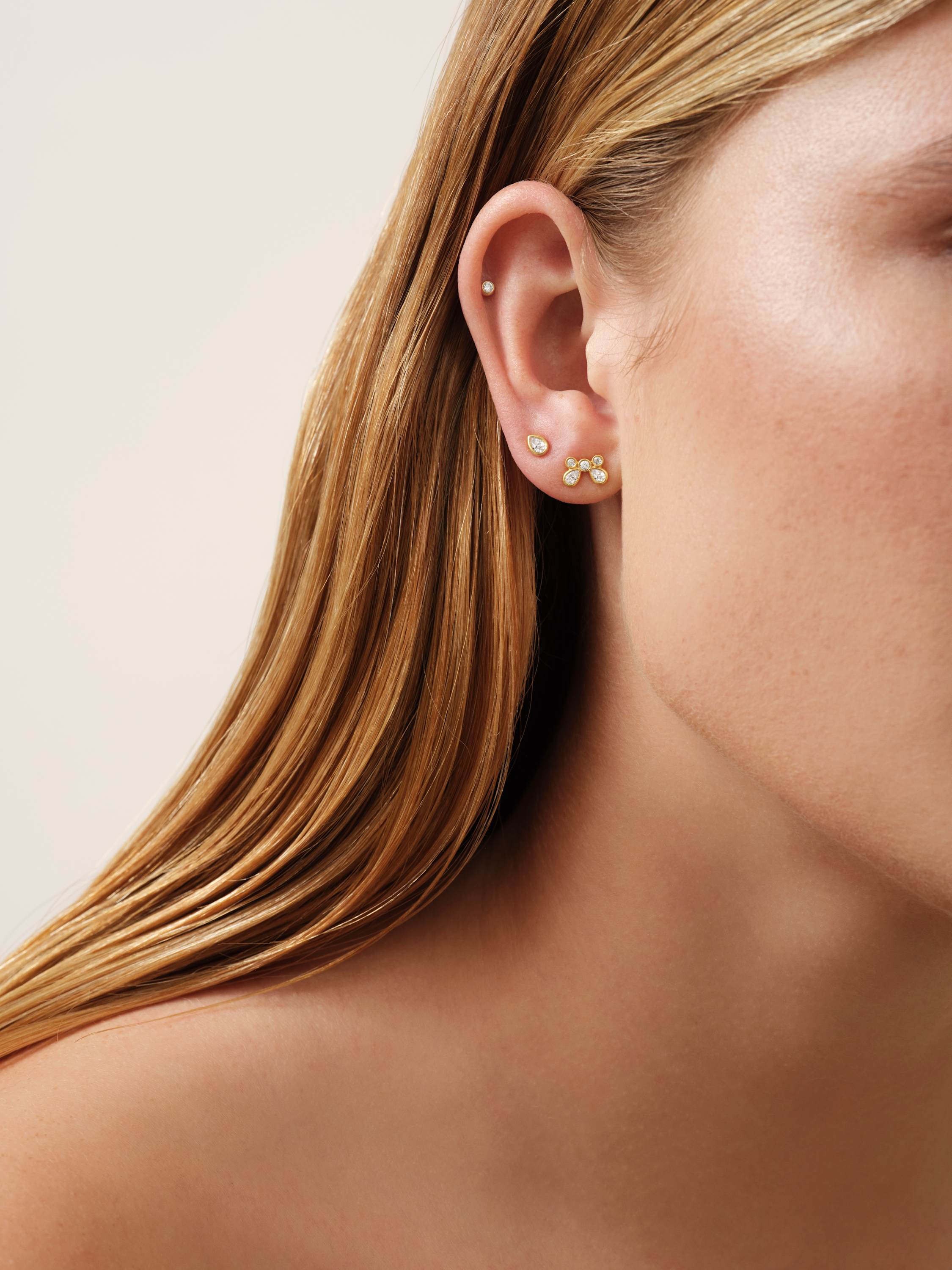 Julie Sandlau Wisteria Drop Ørestikker ST401GDCZ