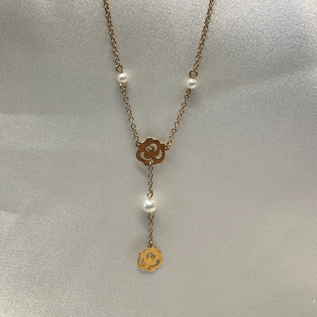 Halskæde i 8 kt guld med ferskvandsperler 0833241-42K