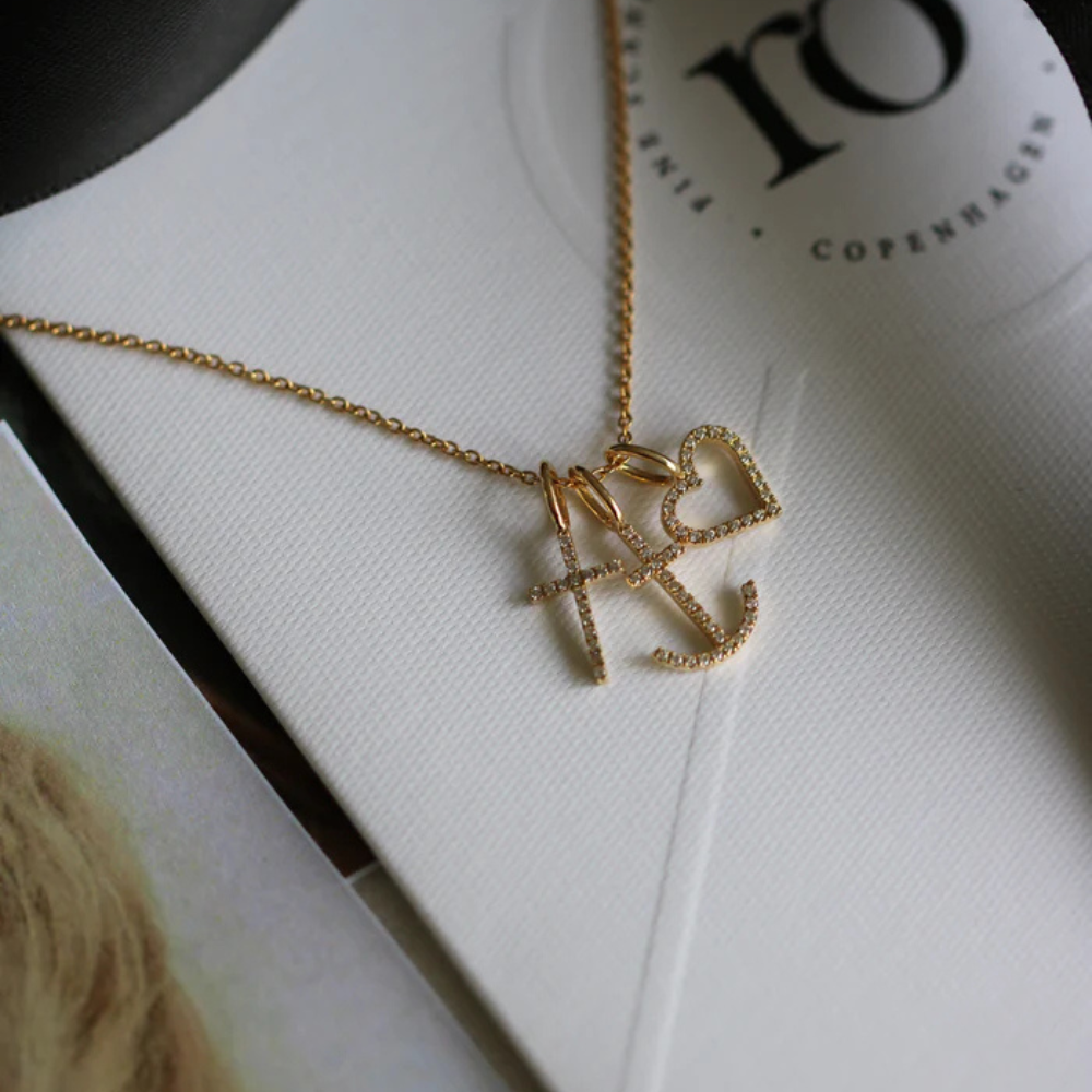 Ro Copenhagen Open Heart Diamant Vedhæng P111Y108