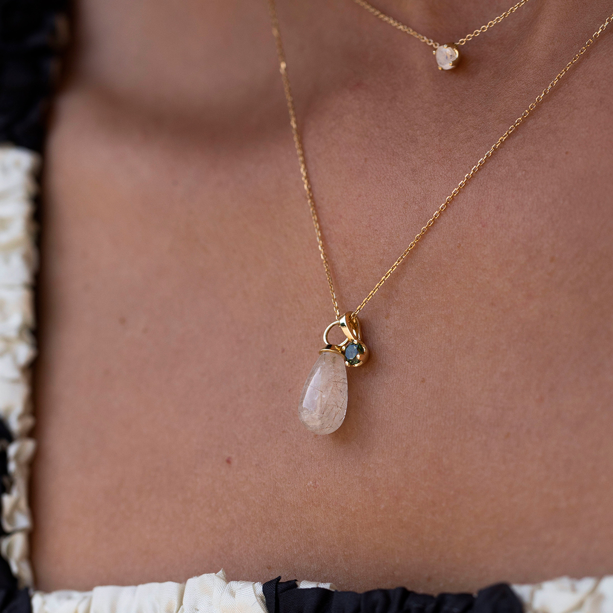 Carré 10-Karat vedhæng med Gylden Rutil Kvarts TL 4405