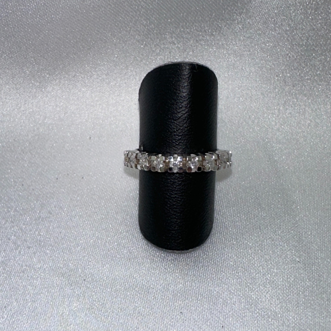 Mary Ring i 14 kt. hvidguld m. 9x0,03 ct. 4464149