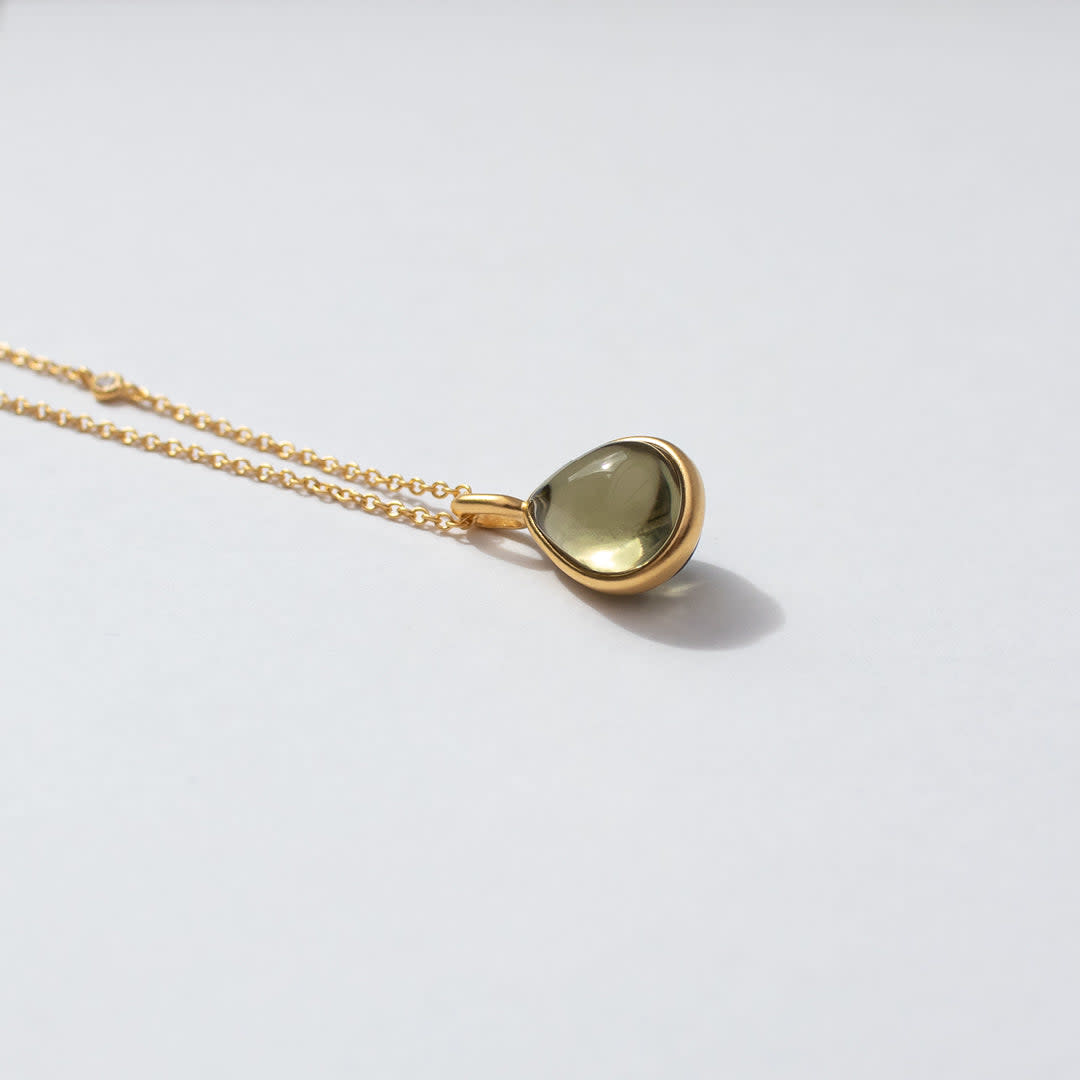 Julie Sandlau Paloma Vedhæng Olive Forgyldt PD309GDOLCR