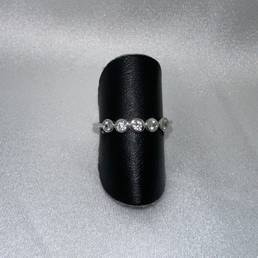 Ring med zirkoner 119908/1