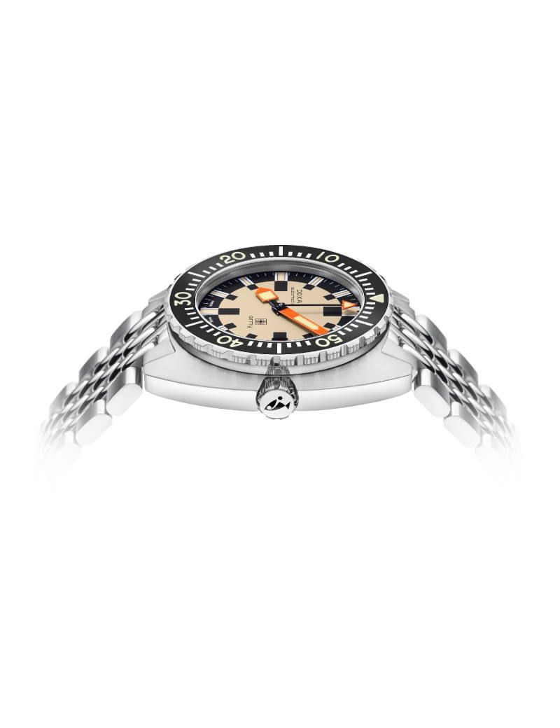 DOXA Army 785.10.031.10