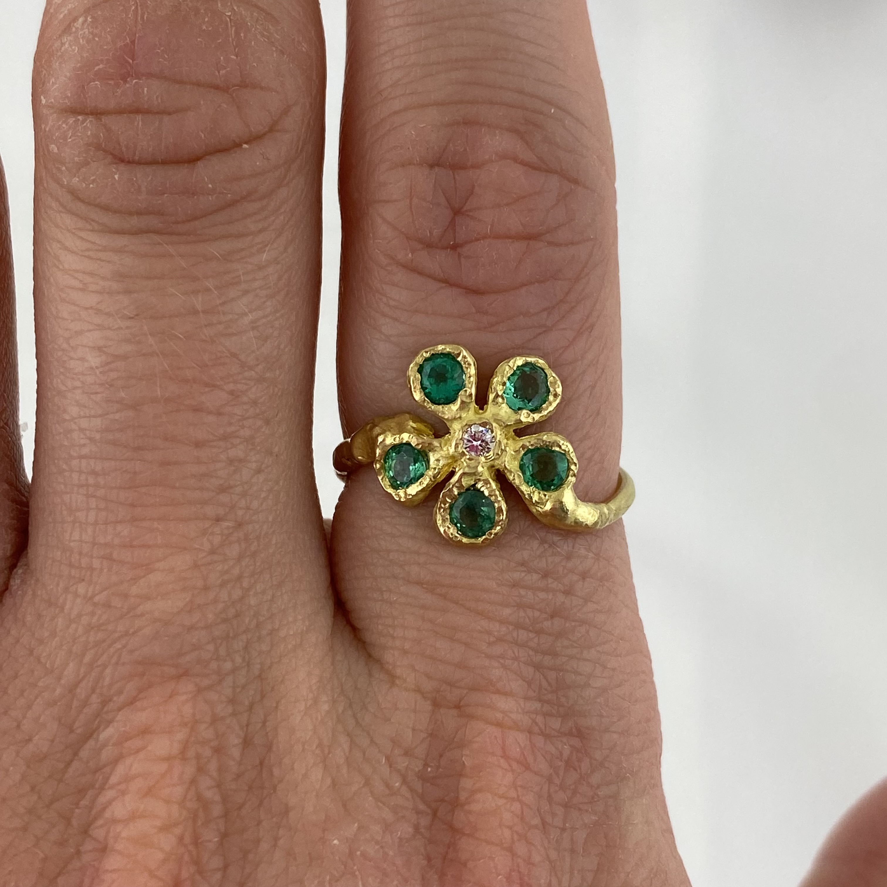 Elhanati Big Flores Ring Emerald ELH/FL/1002e